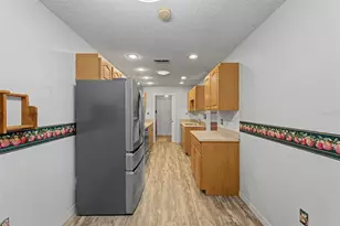 7406 Heather Walk Dr, Weeki Wachee, FL 34613 - Photo 32