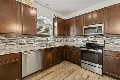 3227 Crown Jewel Court, Orlando, FL 32807 - Photo 10