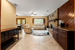1357 Dinsmore Ct, New Port Richey, FL 34655 - Photo 18