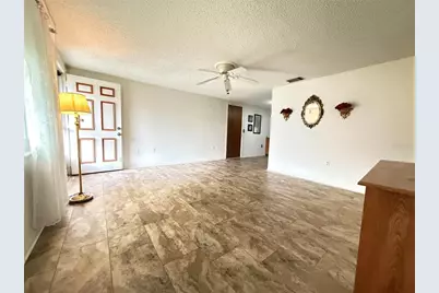 39423 9th Avenue, Zephyrhills, FL 33542 - Photo 4