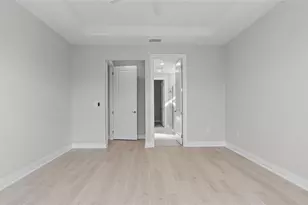 18075 Cresswind Ter, Lakewood Ranch, FL 34211 - Photo 10