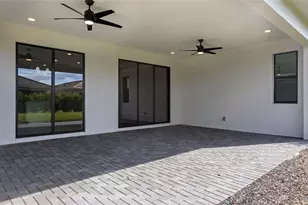 18075 Cresswind Ter, Lakewood Ranch, FL 34211 - Photo 24