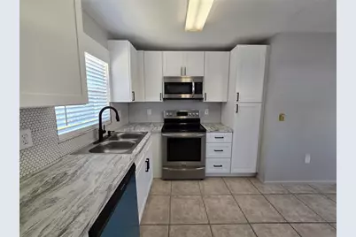 5422 Amy Lane, New Port Richey, FL 34652 - Photo 10