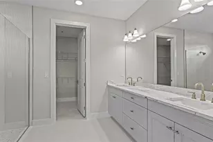 18139 Cresswind Ter, Lakewood Ranch, FL 34211 - Photo 14