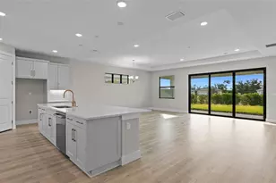 18139 Cresswind Ter, Lakewood Ranch, FL 34211 - Photo 4