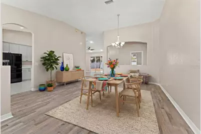 11709 Holly Creek Drive, Riverview, FL 33569 - Photo 10