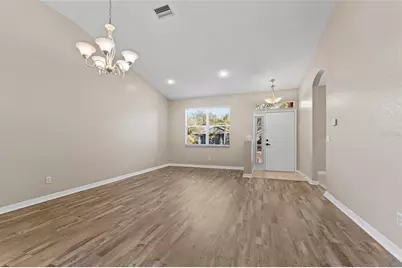 11709 Holly Creek Drive, Riverview, FL 33569 - Photo 6