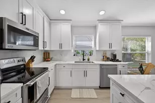 5209 Abbey Park Ave, Tampa, FL 33647 - Photo 12