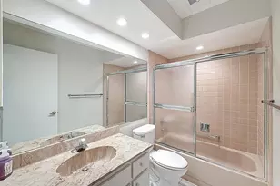 11341 Dollar Lake Dr, Port Richey, FL 34668 - Photo 30