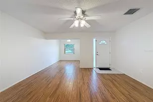 11341 Dollar Lake Dr, Port Richey, FL 34668 - Photo 12