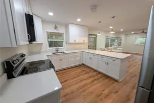 8481 S Great Oaks Dr, Floral City, FL 34436 - Photo 4