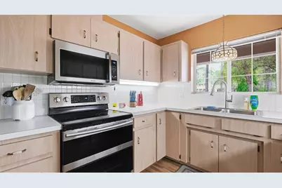 12092 S Hyacinth Point, Floral City, FL 34436 - Photo 18