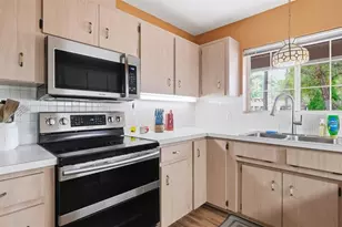 12092 S Hyacinth Point, Floral City, FL 34436 - Photo 18