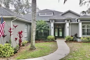 2920 Meadowood Dr, New Port Richey, FL 34655 - Photo 10