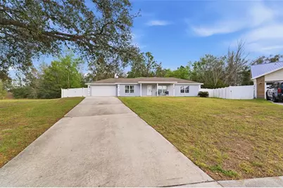 3902 W Featheredge Court, Lecanto, FL 34461 - Photo 2