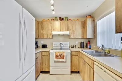 13911 Pathfinder Drive, Tampa, FL 33625 - Photo 8