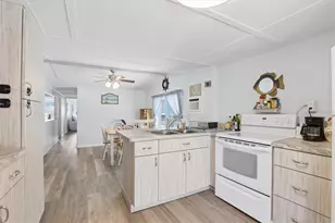 5527 Darlene St, Weeki Wachee, FL 34607 - Photo 22