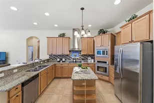 14834 Man O War Dr, Odessa, FL 33556 - Photo 8