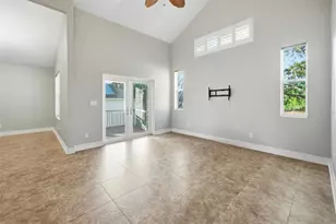 1170 S Pointe Alexis Dr, Tarpon Springs, FL 34689 - Photo 38