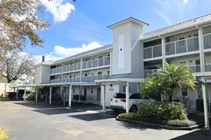 21146 Fountain View Ln, Lutz, FL 33558 - Photo 1