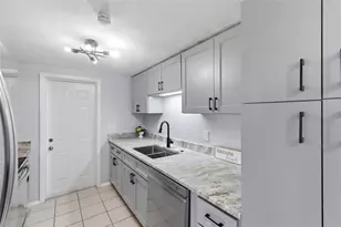 5203 Manor Dr, New Port Richey, FL 34652 - Photo 16