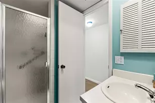 5111 Amulet Dr, New Port Richey, FL 34652 - Photo 10