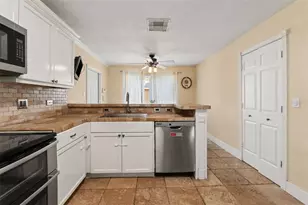 4128 Foxboro Dr, New Port Richey, FL 34653 - Photo 14