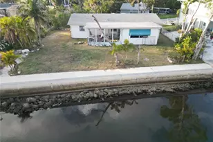 8402 Damen Ln, Port Richey, FL 34668 - Photo 10