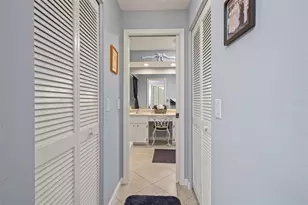 6713 Oak Cluster Cir, Spring Hill, FL 34606 - Photo 22