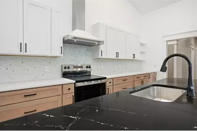 34111 August Avenue, Webster, FL 33597 - Photo 10