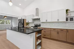 34111 August Ave, Webster, FL 33597 - Photo 16
