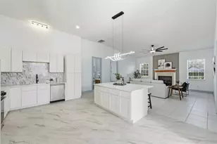 4873 NE 64th Ave, Silver Springs, FL 34488 - Photo 4