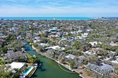 742 Edgemere, Siesta Key, FL 34242 - Photo 10