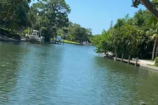 742 Edgemere, Siesta Key, FL 34242 - Photo 18