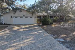 742 Edgemere, Siesta Key, FL 34242 - Photo 1