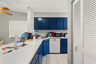 7124 Barclay Ave, Spring Hill, FL 34609 - Photo 8