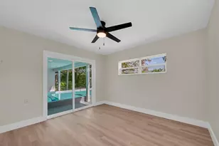 4135 Shore Acres Blvd NE, Saint Petersburg, FL 33703 - Photo 18