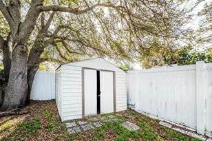 9720 Gray Fox Ln, Port Richey, FL 34668 - Photo 34