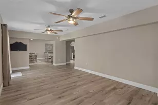 7851 Floral Dr, Weeki Wachee, FL 34607 - Photo 20