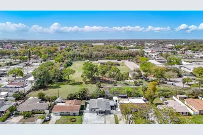 5110 Gateway Drive, Tampa, FL 33615 - Photo 16