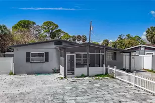 5110 Gateway Dr, Tampa, FL 33615 - Photo 2