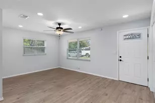 4668 Crescent Rd, Spring Hill, FL 34606 - Photo 8