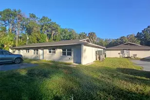 753 NE 9th St, Crystal River, FL 34428 - Photo 1