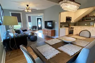 133 N Pinellas Ave, Tarpon Springs, FL 34689 - Photo 10