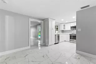 212 W 131st Ave, Tampa, FL 33612 - Photo 12