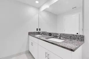 8249 Crescent Oaks Dr, New Port Richey, FL 34655 - Photo 20