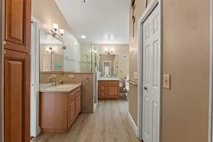 2803 Corrie Way, Tampa, FL 33618 - Photo 10