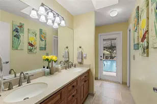 2803 Corrie Way, Tampa, FL 33618 - Photo 20