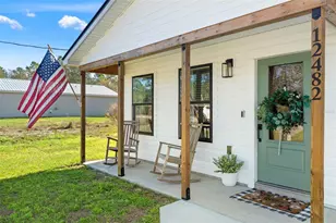 12482 Mountain Plover Rd, Weeki Wachee, FL 34614 - Photo 2