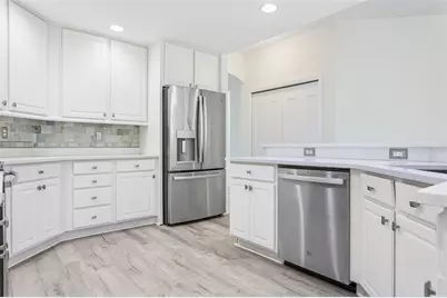 18902 Saint Laurent Drive, Lutz, FL 33558 - Photo 18